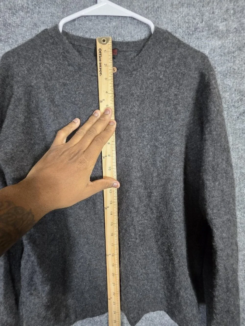 Vero Romano Sweater Mens Large Gray 100% Cashmere Pullover Henley Damage Flaw